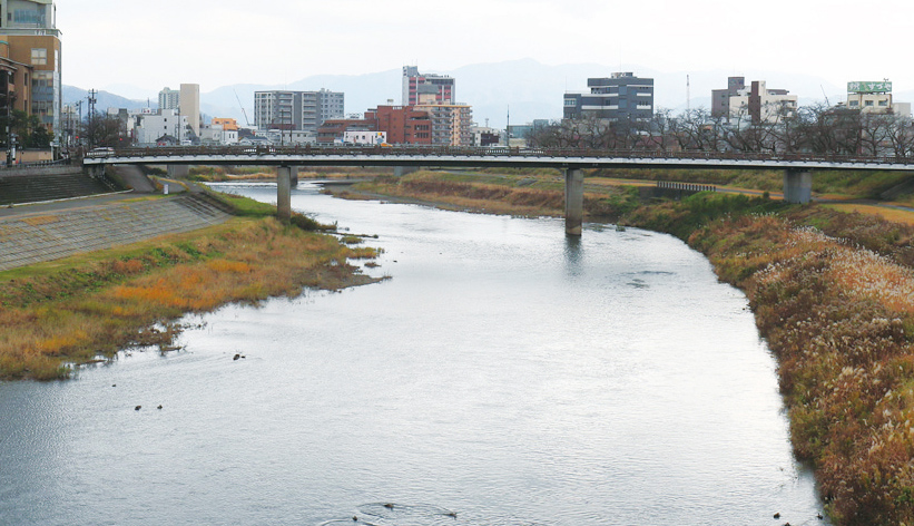 the Tsukumo Bridge